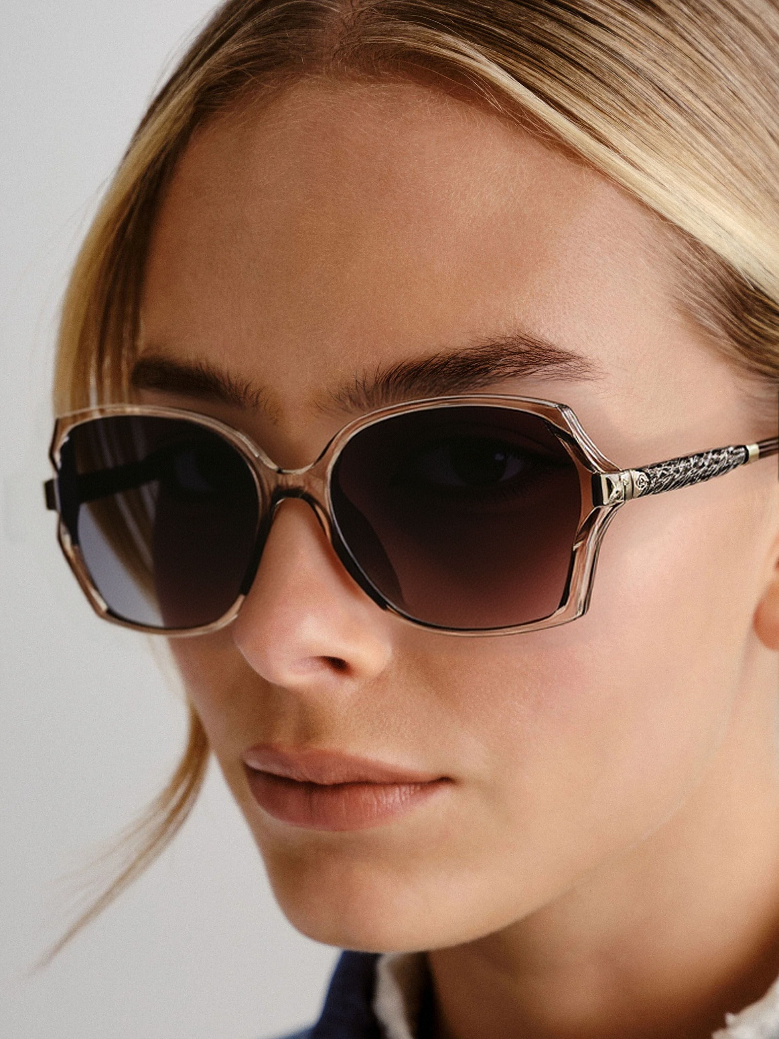 The Aura очки солнцезащитные H8637TR37