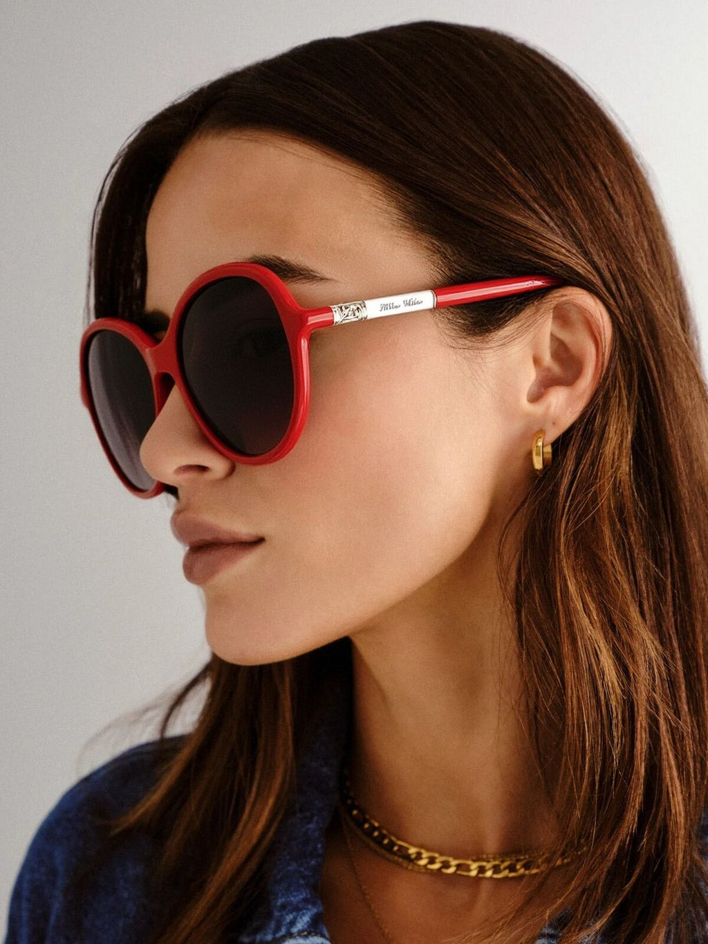 The Aura очки солнцезащитные H8207N31