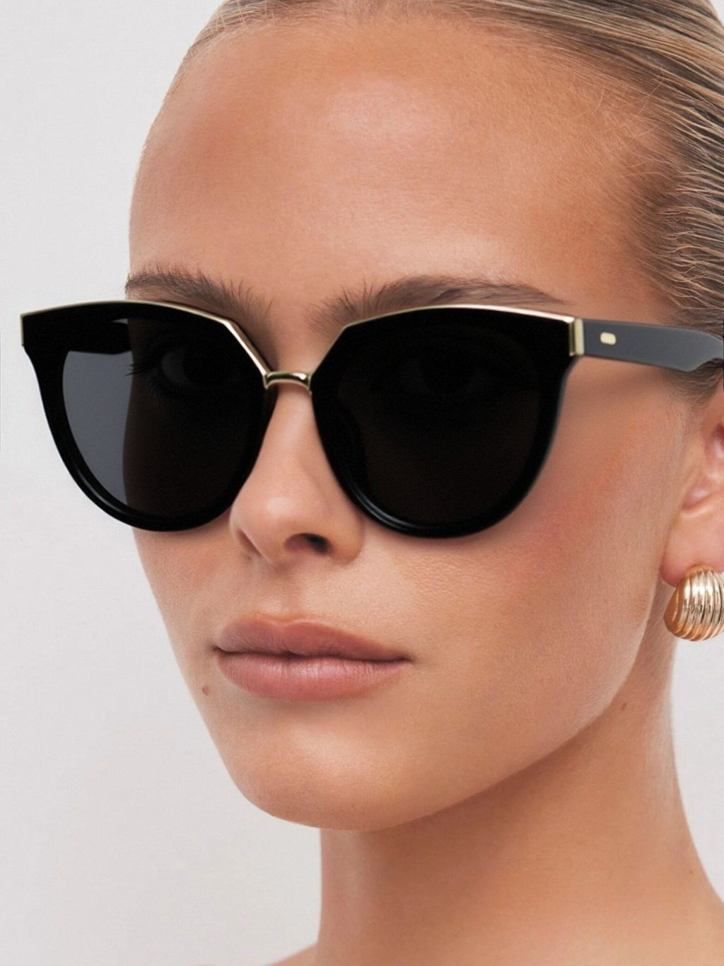 The Aura очки солнцезащитные H8701N21R