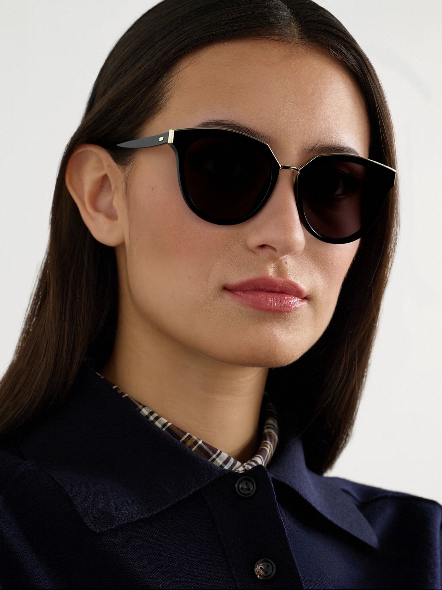 The Aura очки солнцезащитные H8701N21R