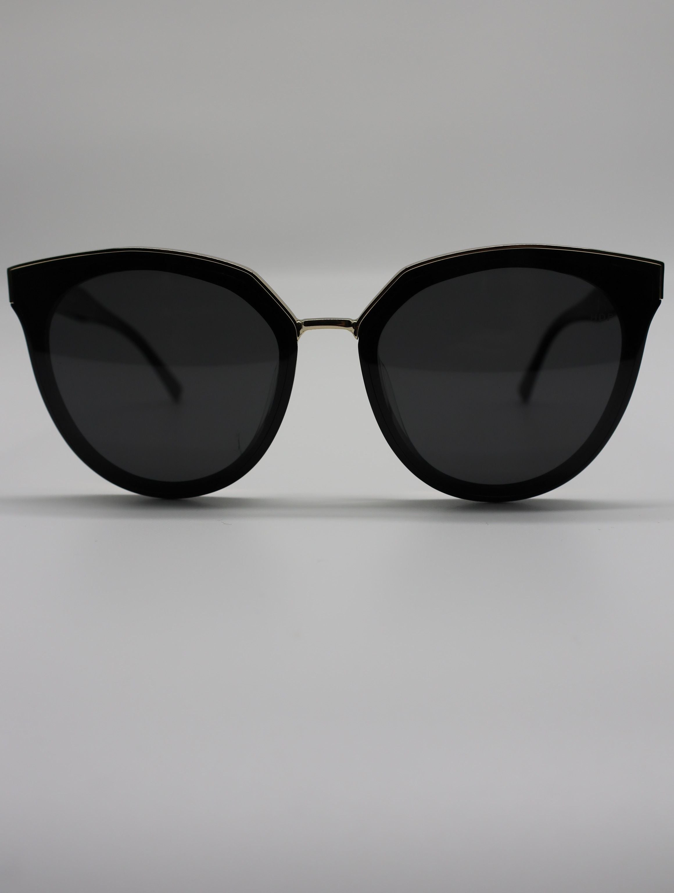 The Aura очки солнцезащитные H8701N21R