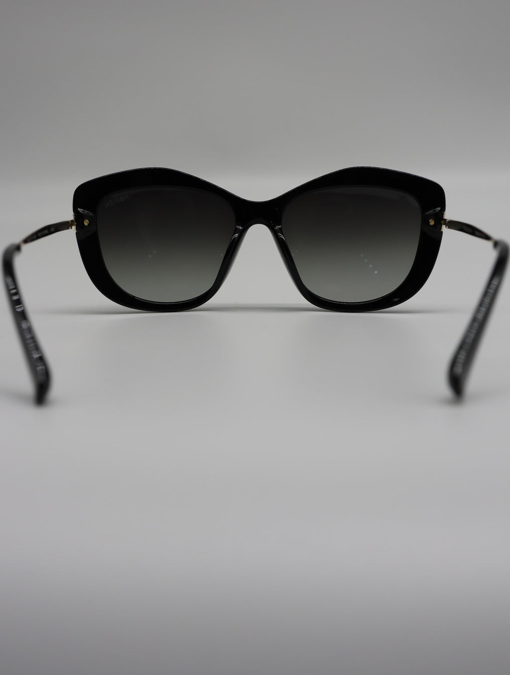 The Aura очки солнцезащитные N6315P06