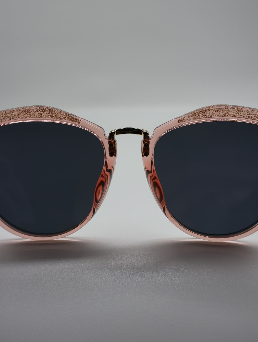 The Aura очки солнцезащитные H8619TD53