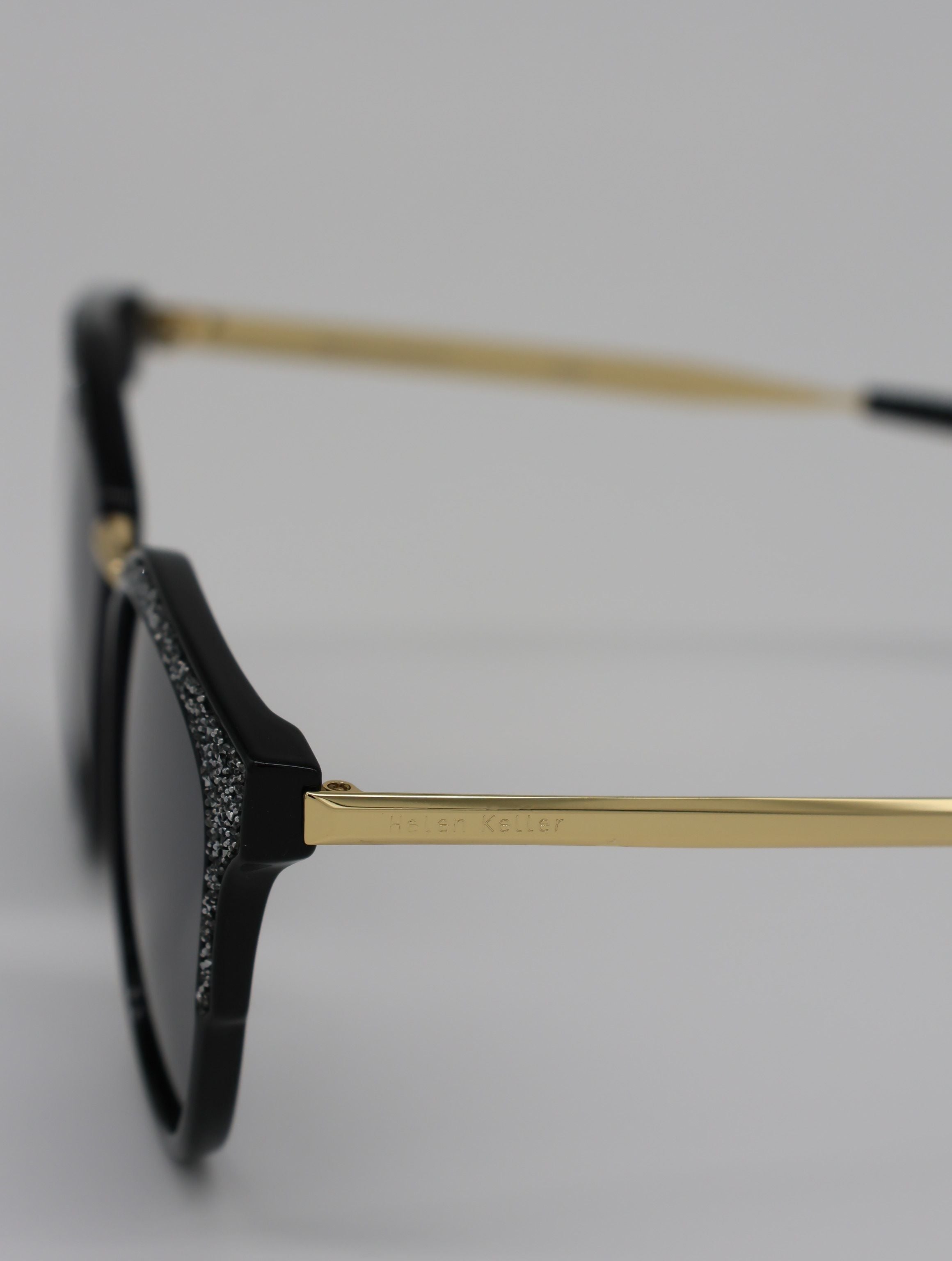 The Aura очки солнцезащитные H8619TD51