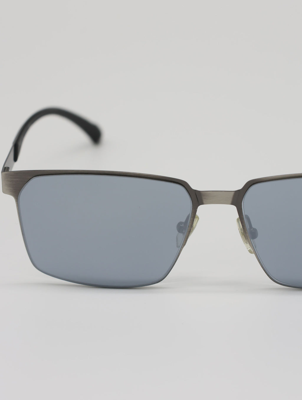 The Aura очки солнцезащитные N6561ND22