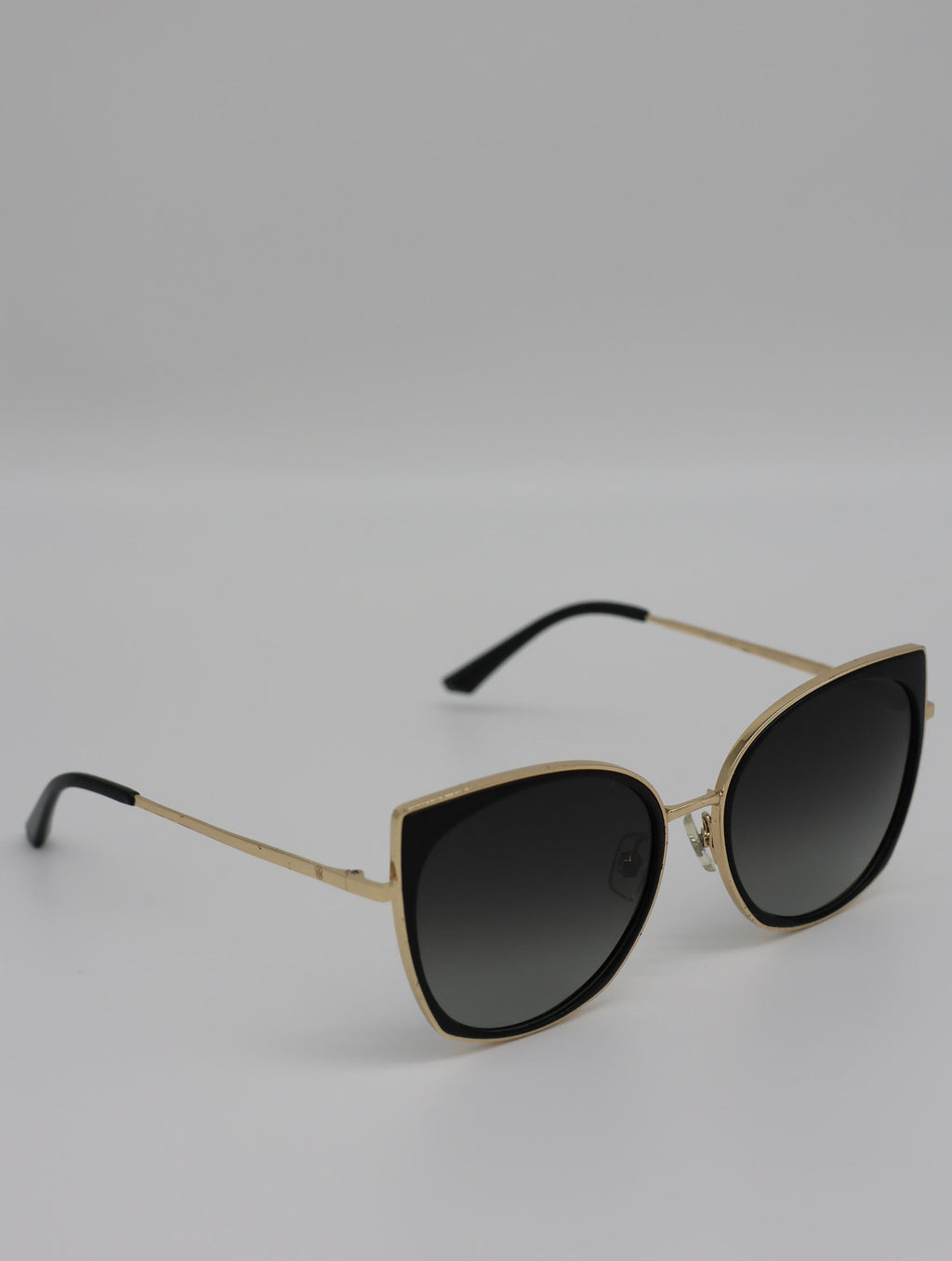 The Aura очки солнцезащитные N6618P26