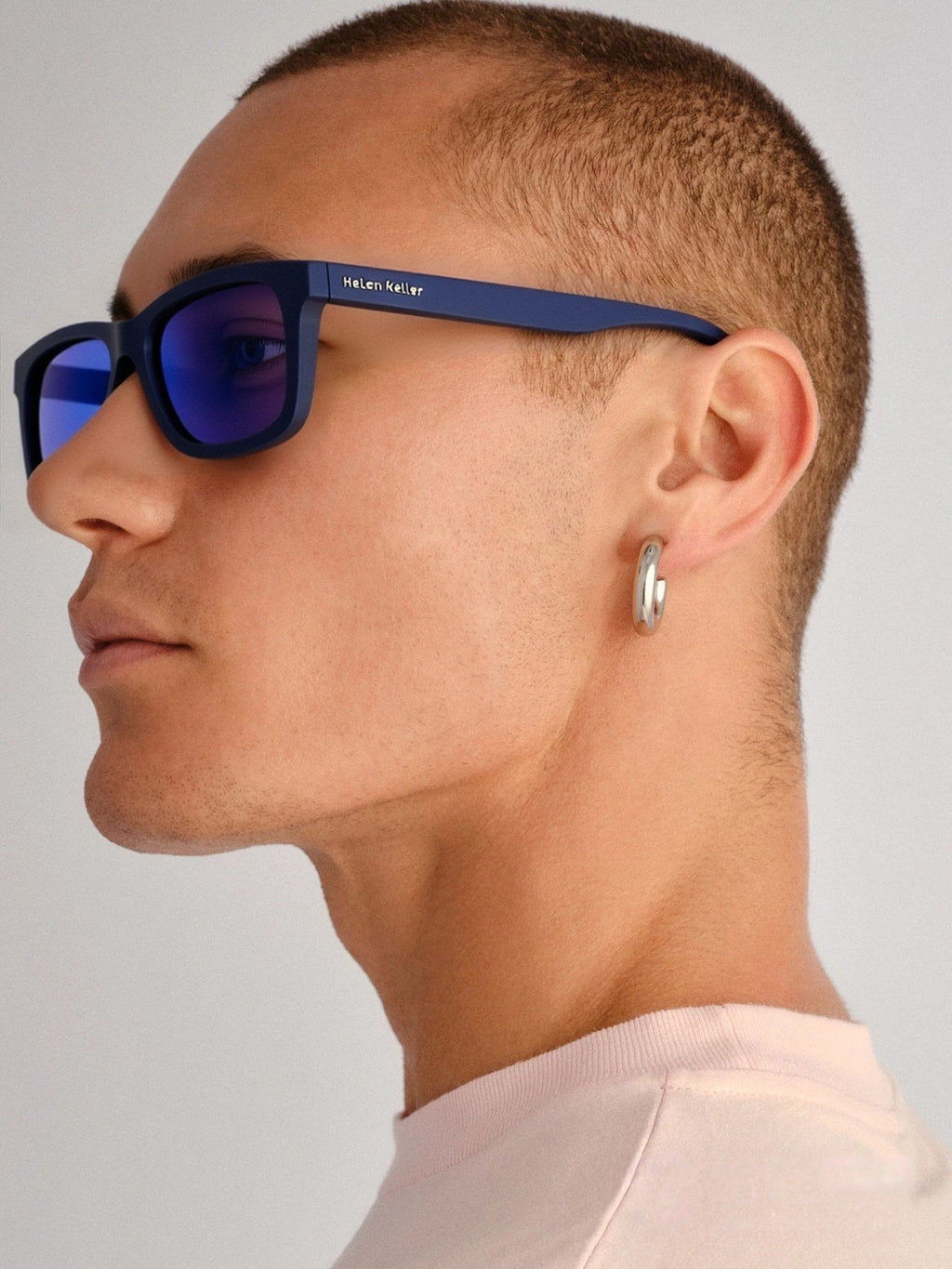 The Aura очки солнцезащитные H8656TD32