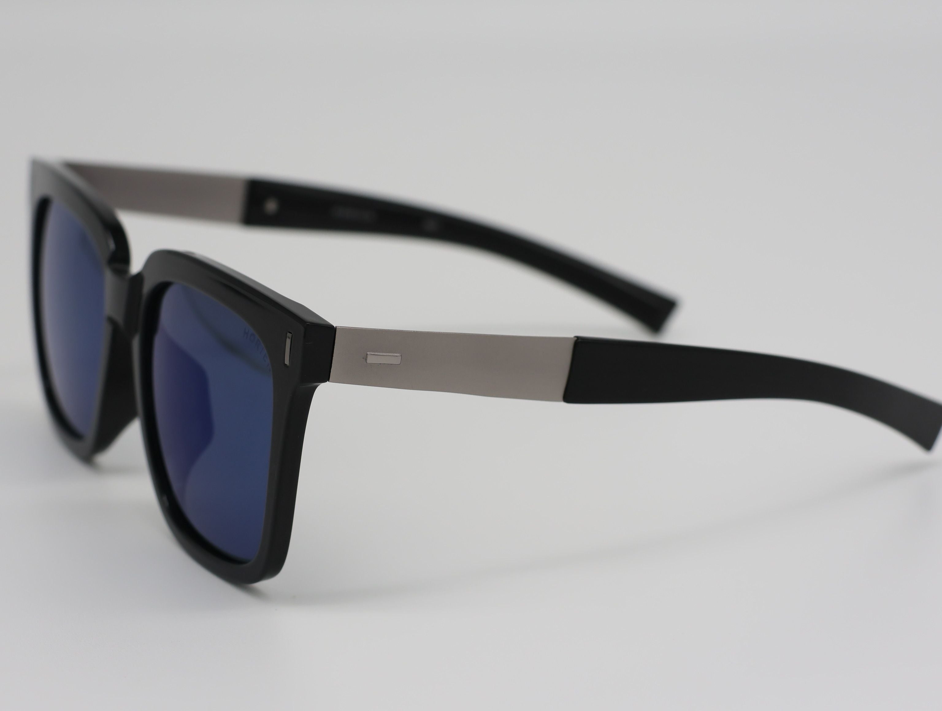 The Aura очки солнцезащитные N6651P16