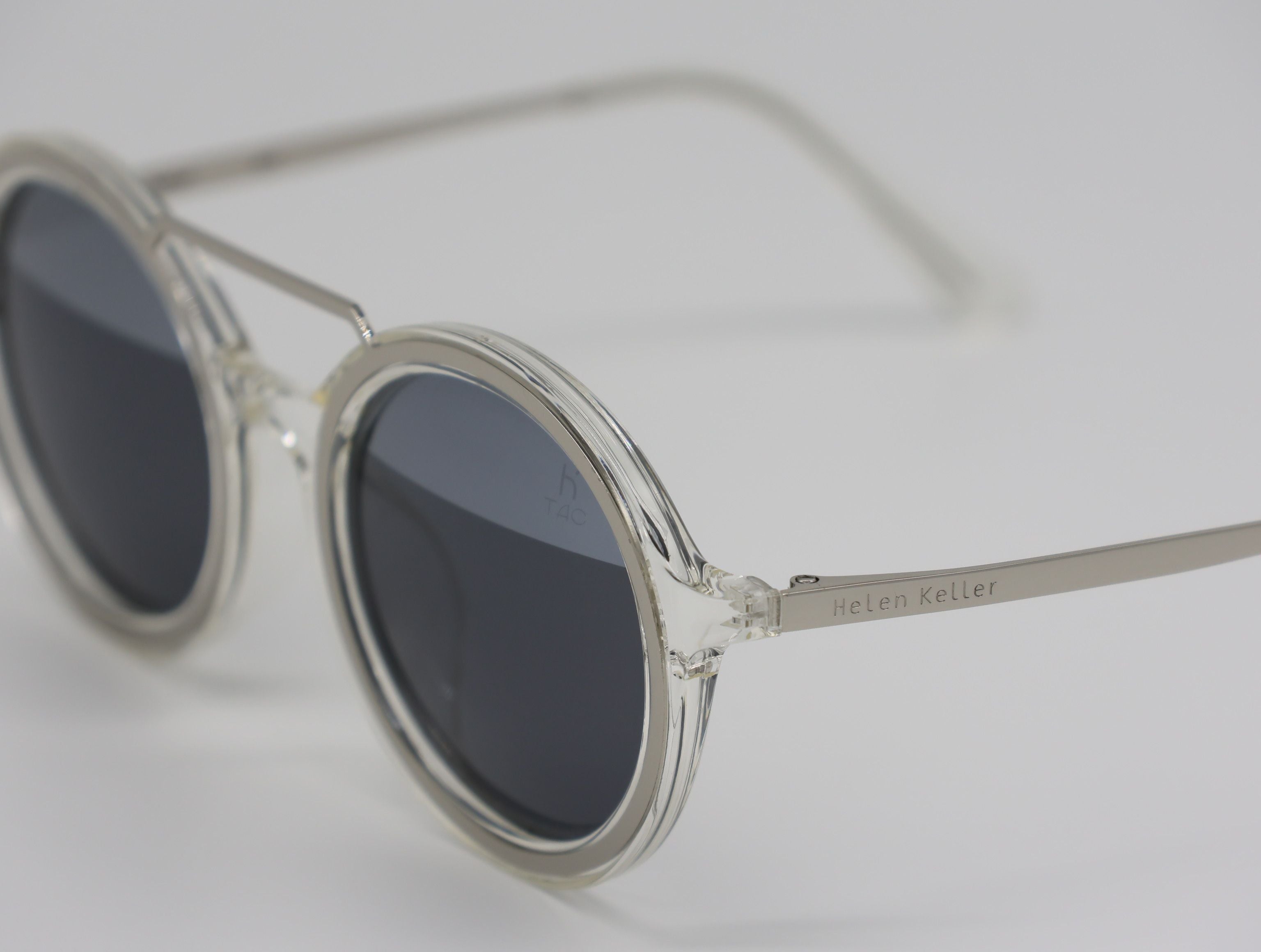 The Aura очки солнцезащитные H8657TD51