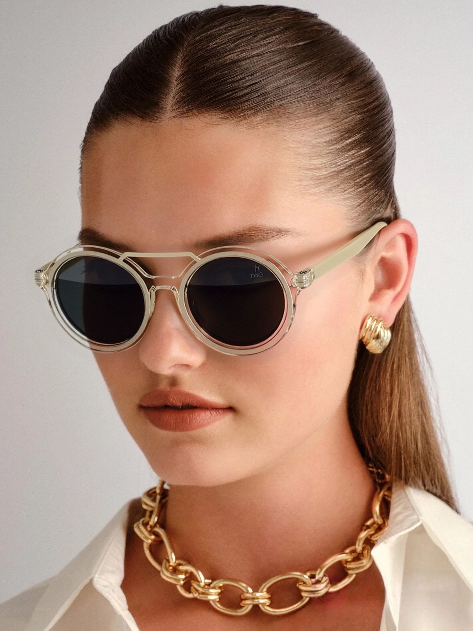 The Aura очки солнцезащитные H8657TD51