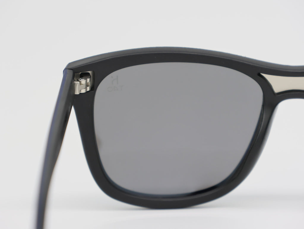 The Aura очки солнцезащитные H8656TD32