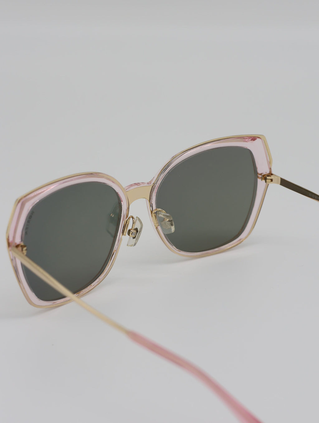 The Aura очки солнцезащитные N6627P17