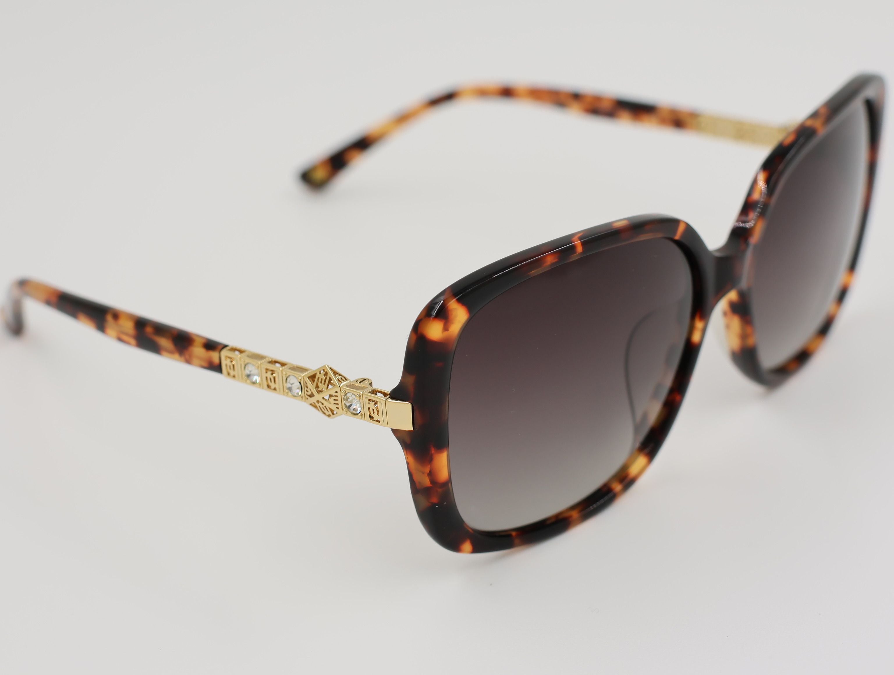 The Aura очки солнцезащитные H8524P62