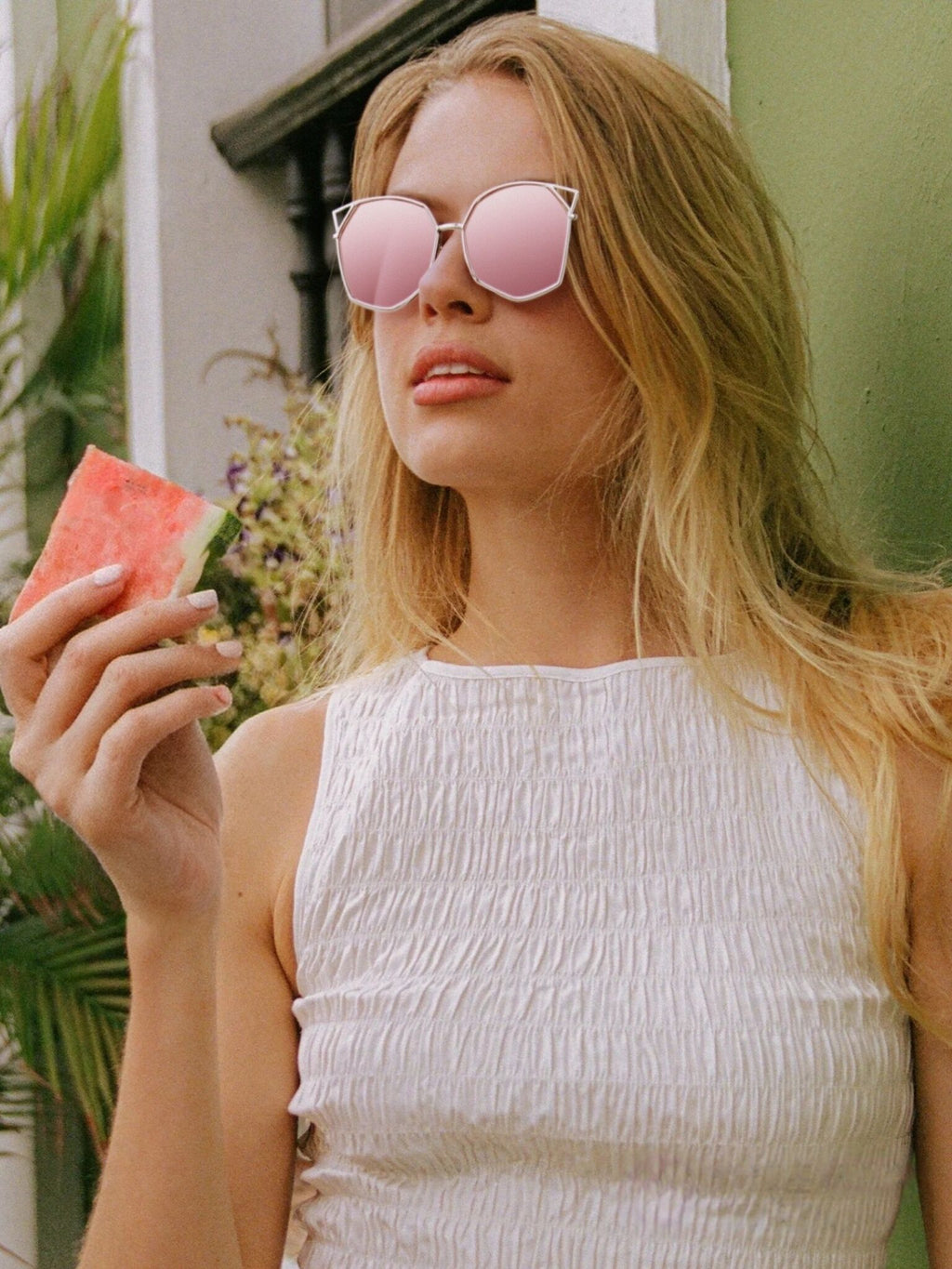 The Aura очки солнцезащитные N6623P37