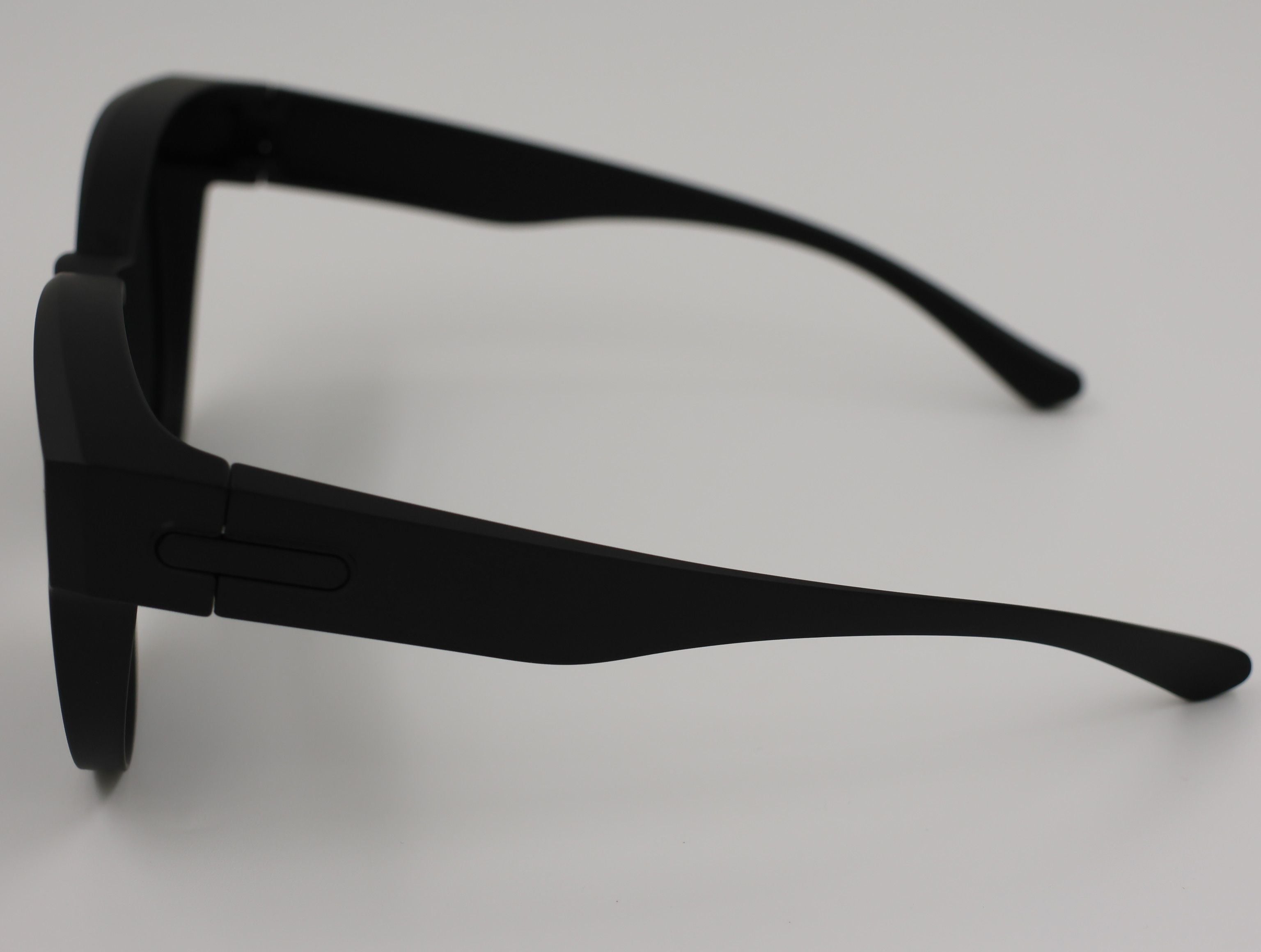 The Aura очки солнцезащитные JYTJ515MSH