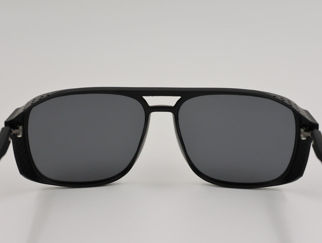 The Aura очки солнцезащитные GS8439MSHC1