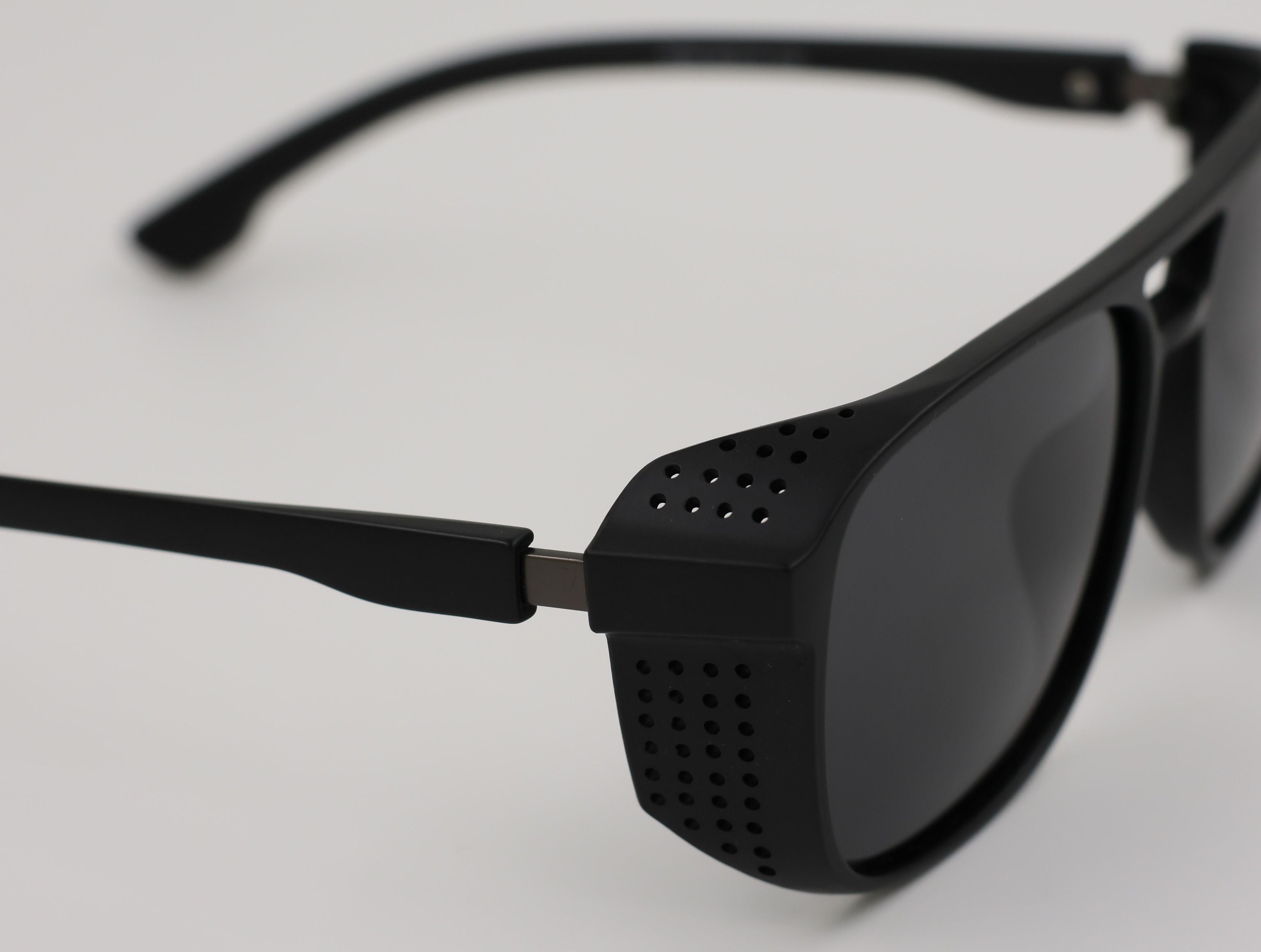 The Aura очки солнцезащитные GS8439MSHC1