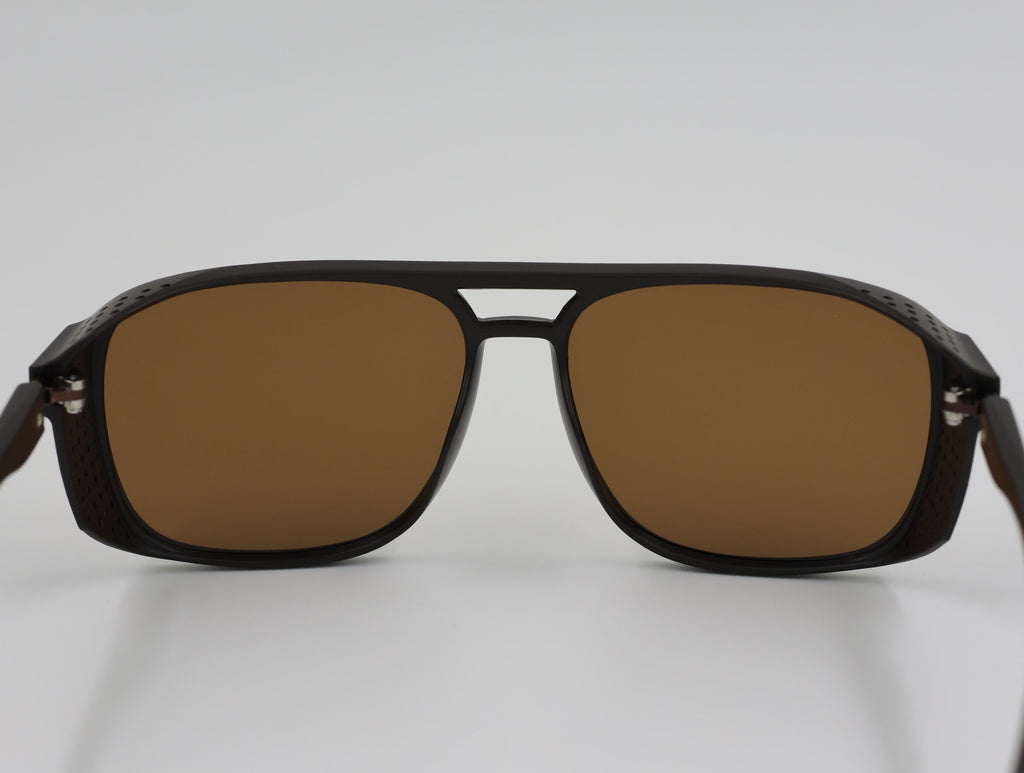 The Aura очки солнцезащитные GS8439KAC4