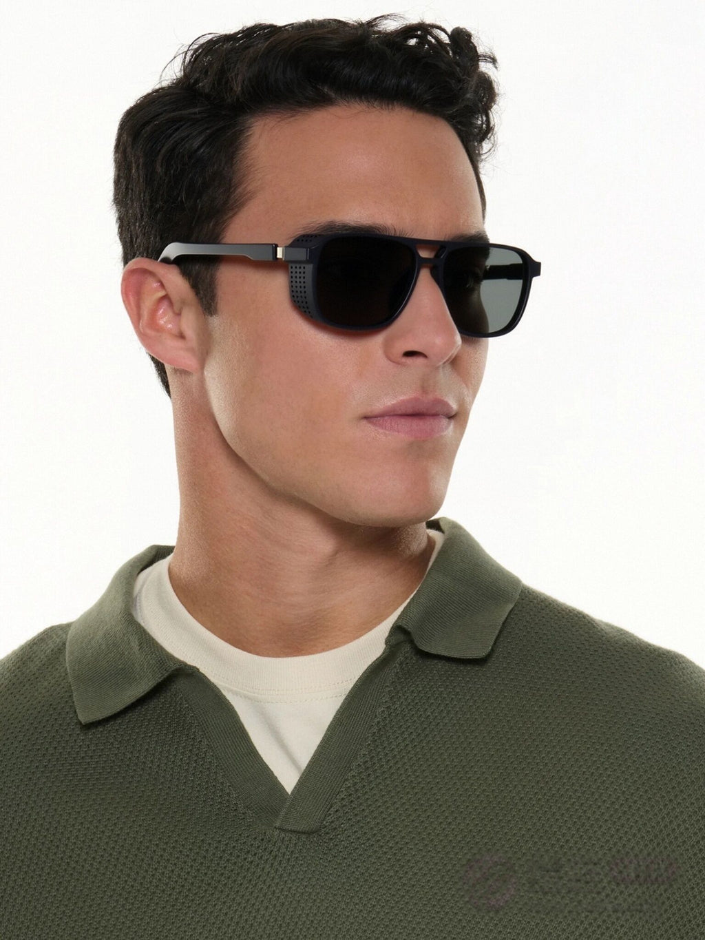 The Aura очки солнцезащитные GS8439LANC3