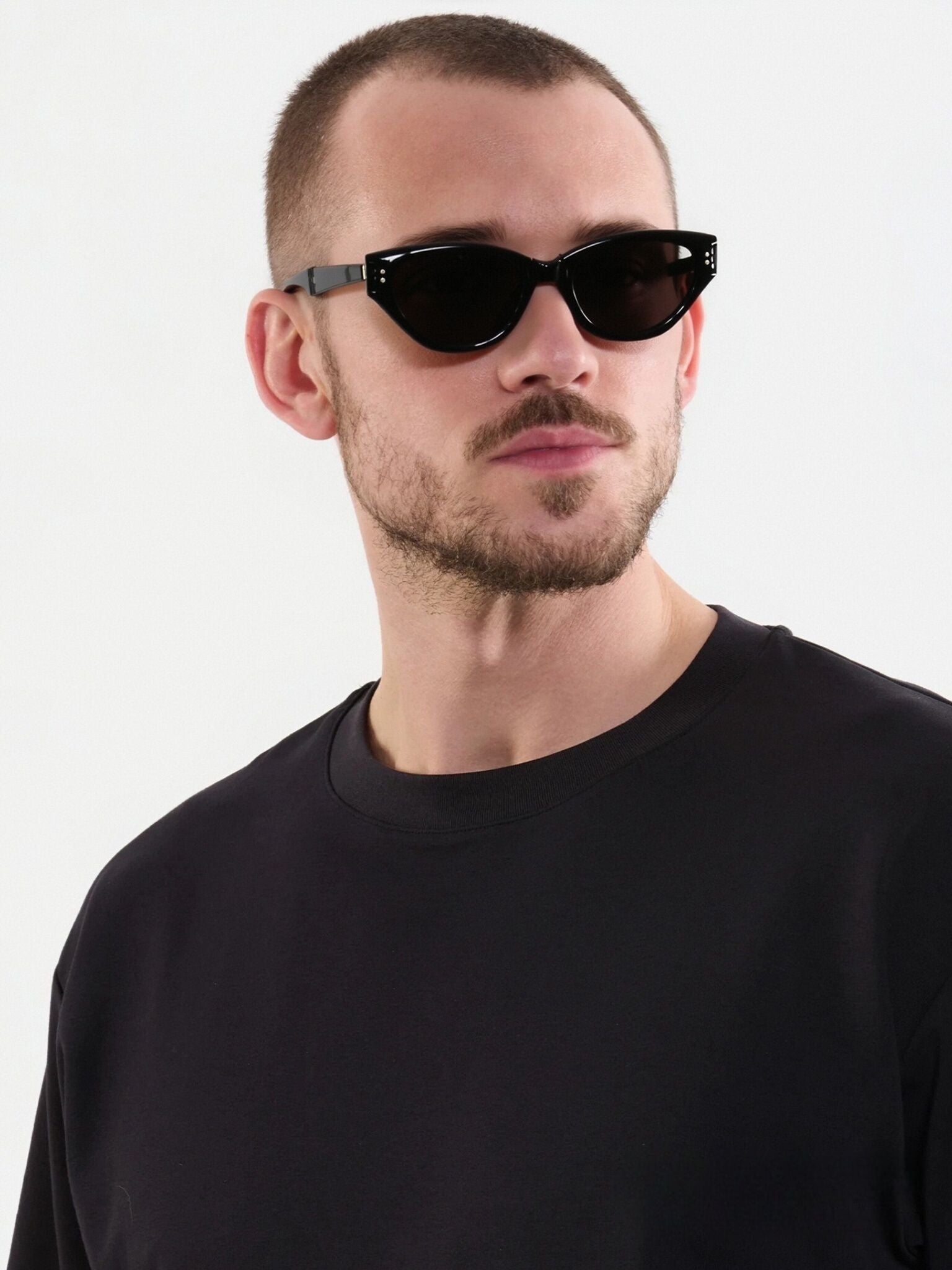 The Aura очки солнцезащитные SBCD008HUI