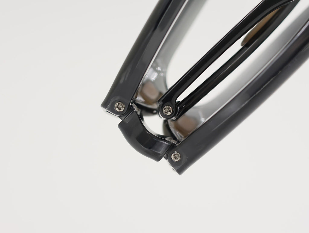 The Aura очки солнцезащитные SBCD008HUI