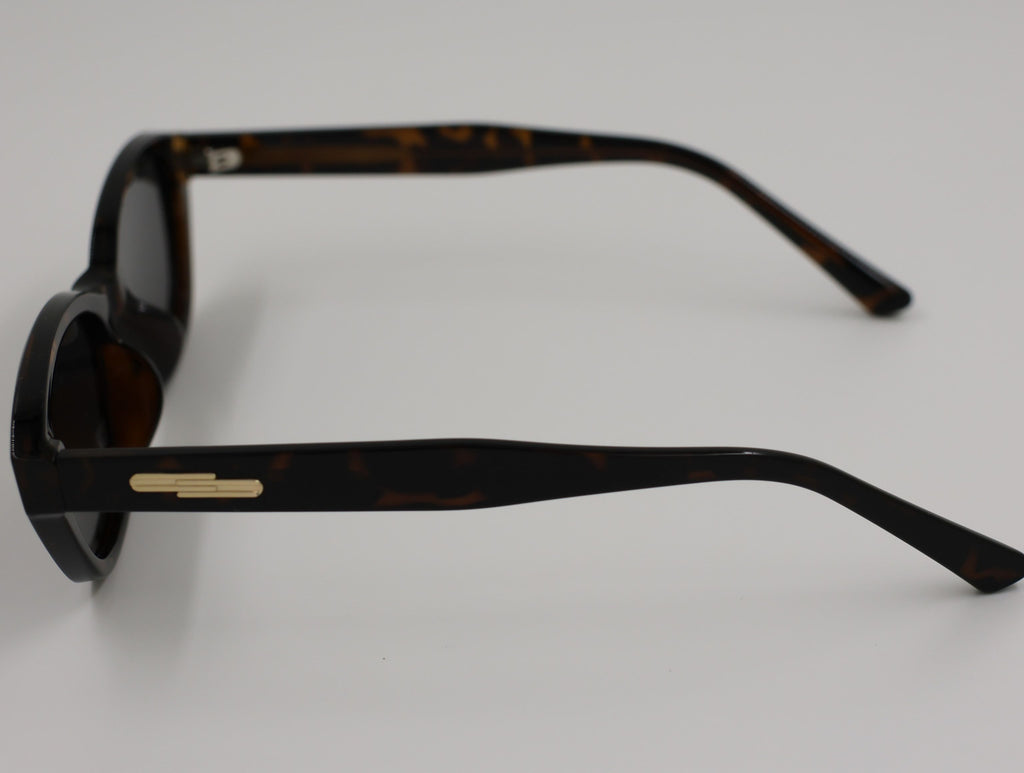 The Aura очки солнцезащитные WY704C26