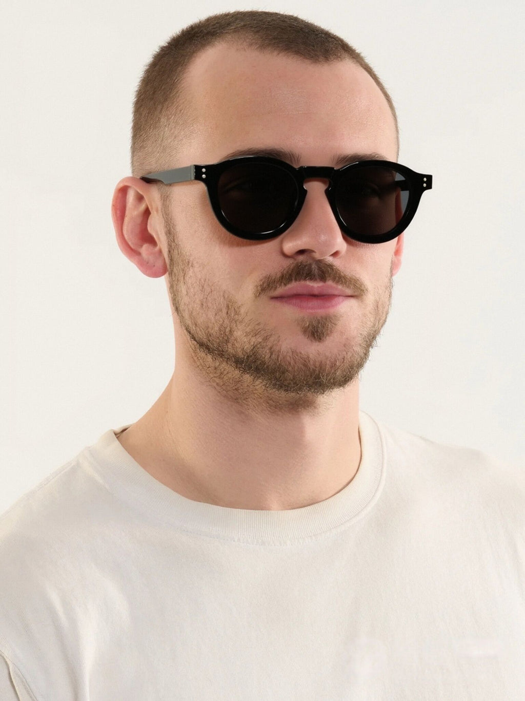 The Aura очки солнцезащитные WY72379C9