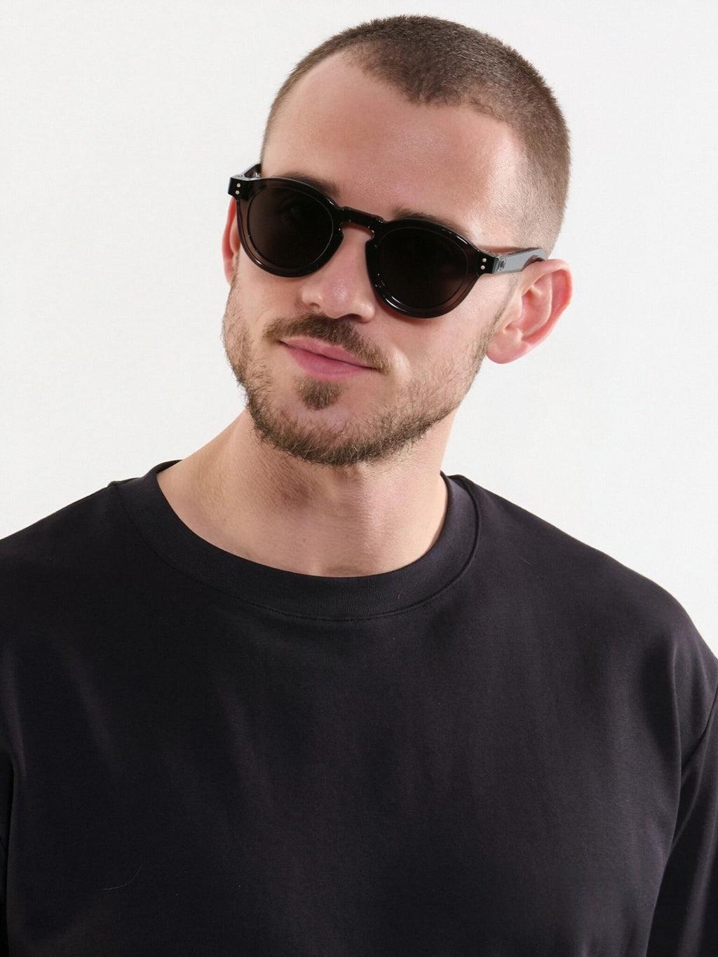 The Aura очки солнцезащитные WY72379C17