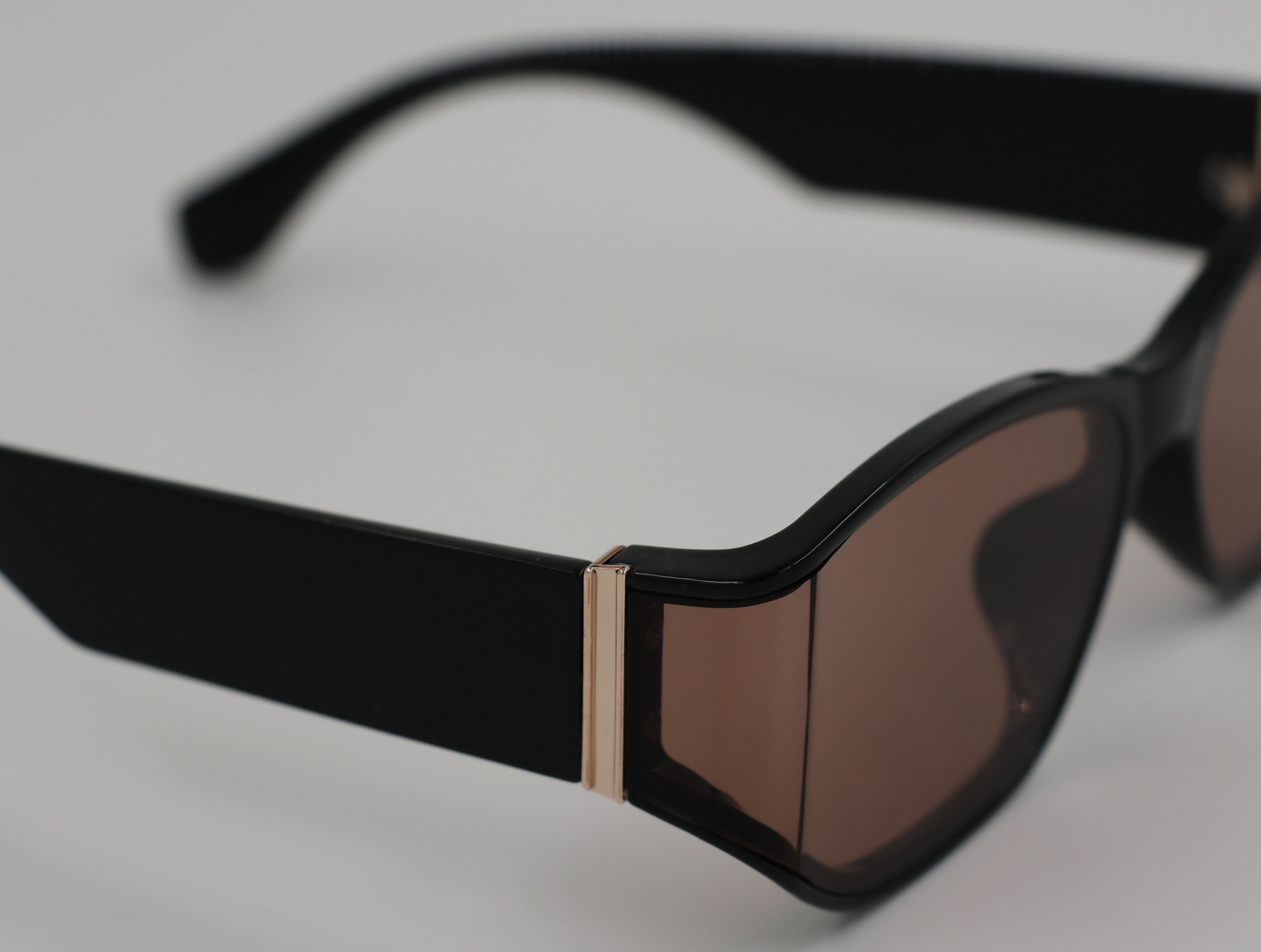 The Aura очки солнцезащитные GSQJHCC1