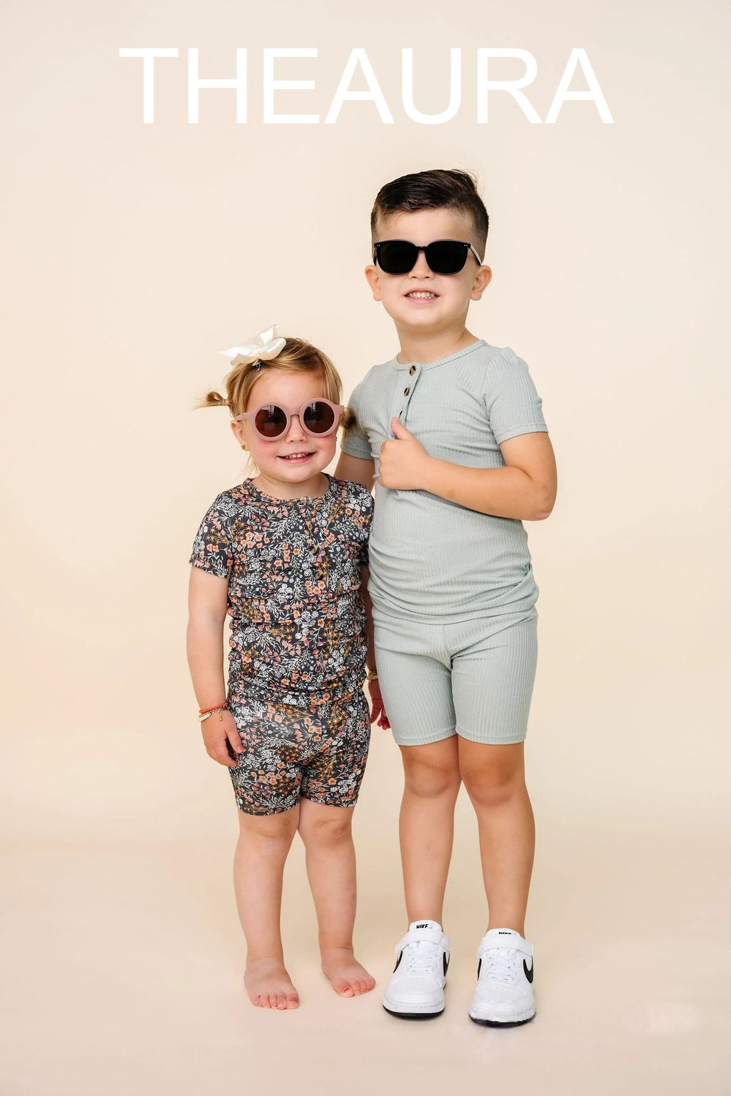 The Aura очки солнцезащитные JY7045-HEI