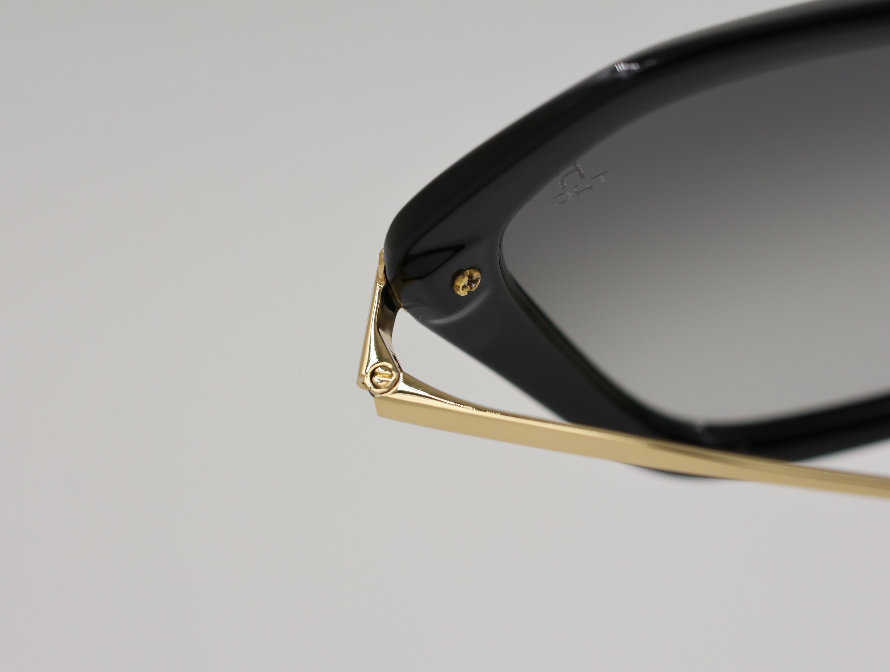 The Aura очки солнцезащитные H8565P01