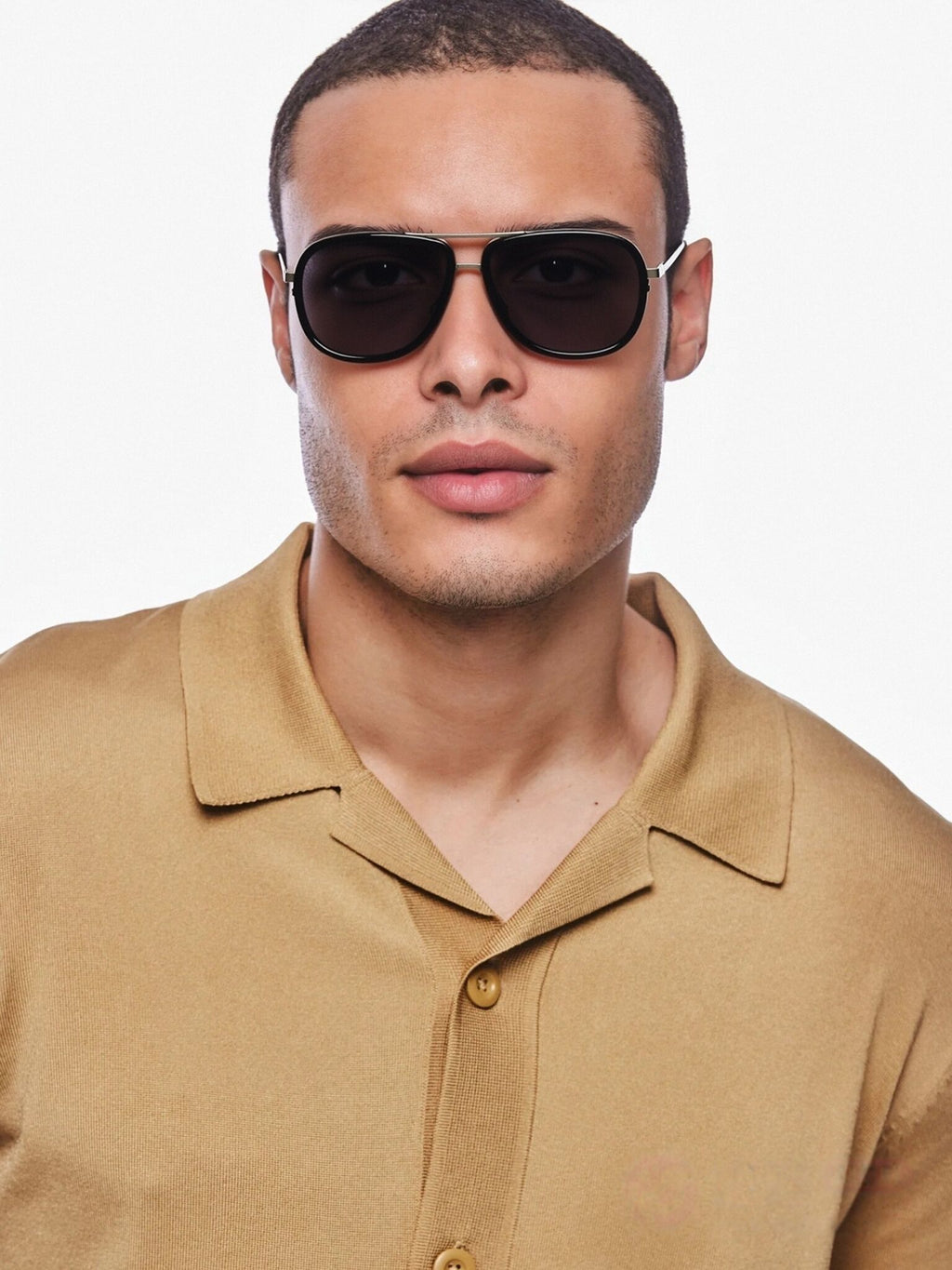 The Aura очки солнцезащитные HN1108-C08P3