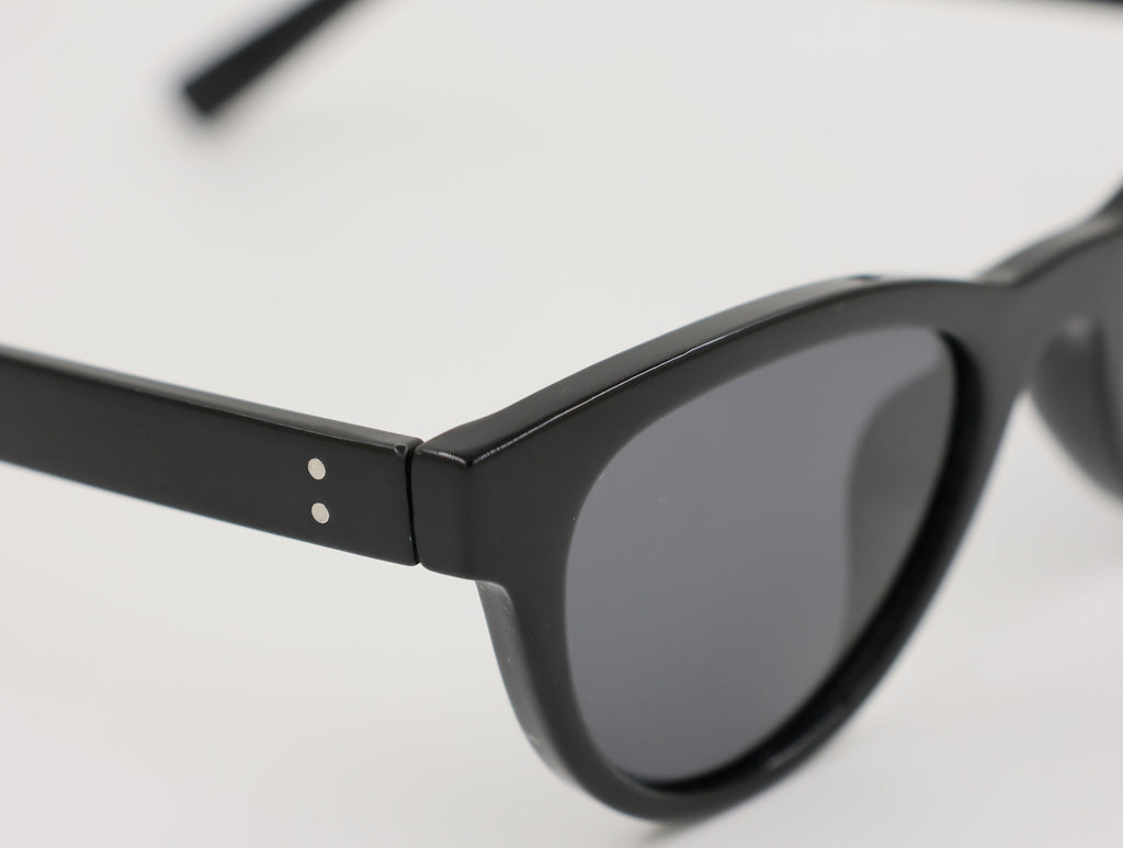 The Aura очки солнцезащитные LSXKHH