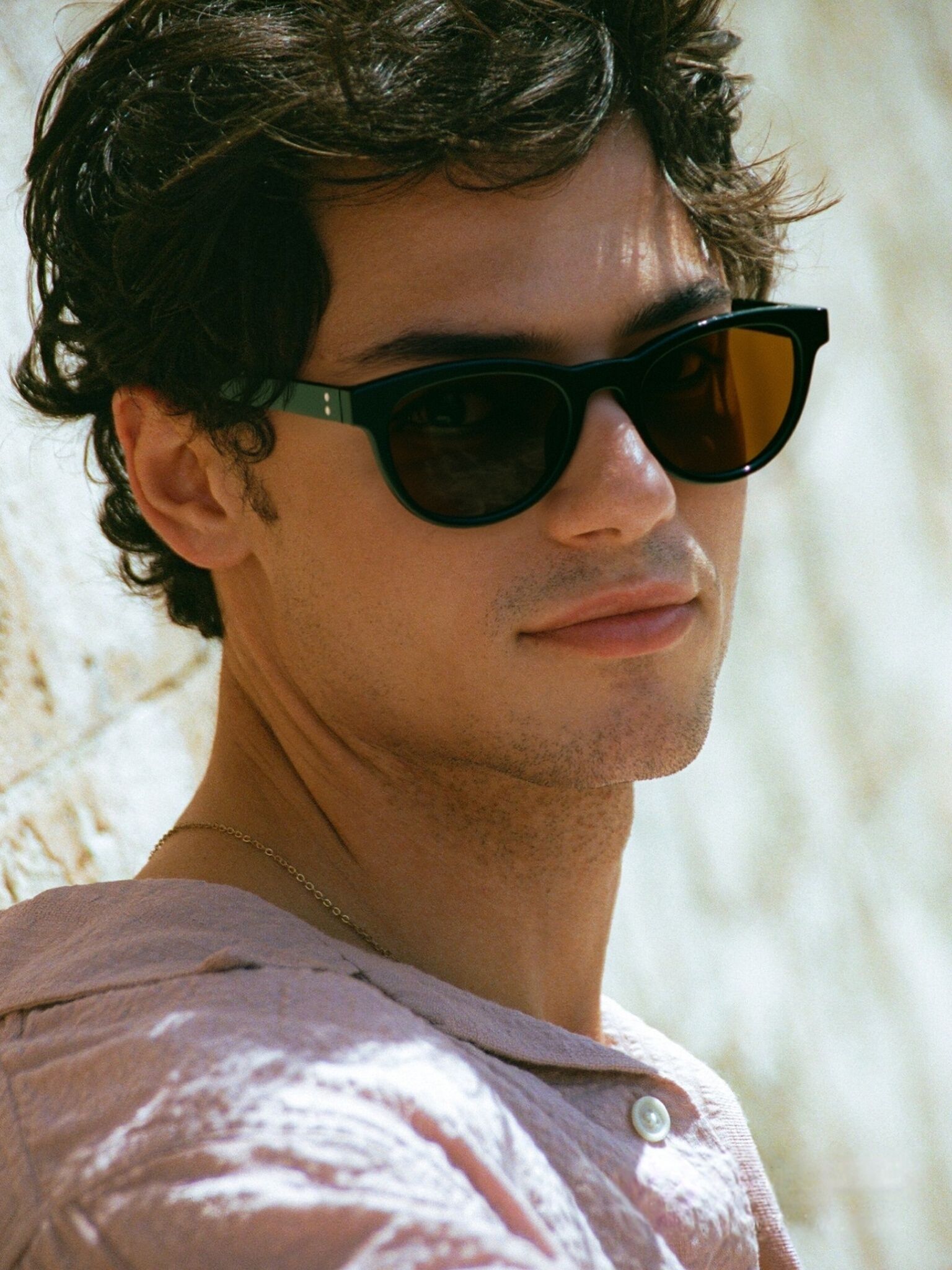 The Aura очки солнцезащитные LSXKHC