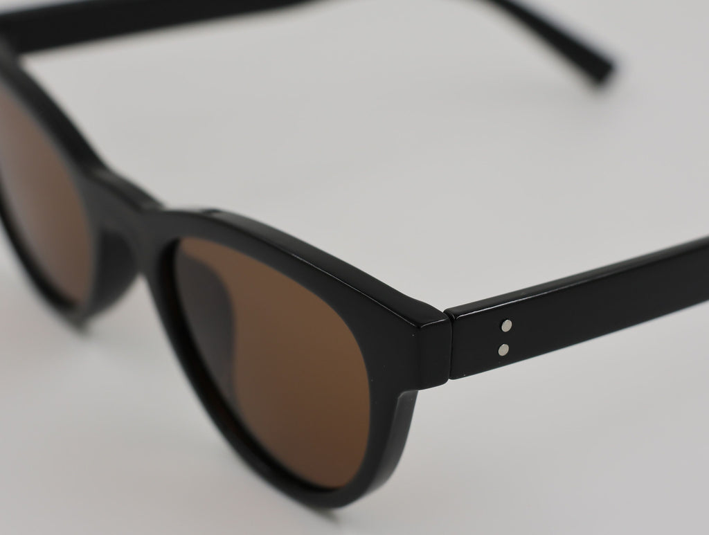 The Aura очки солнцезащитные LSXKHC