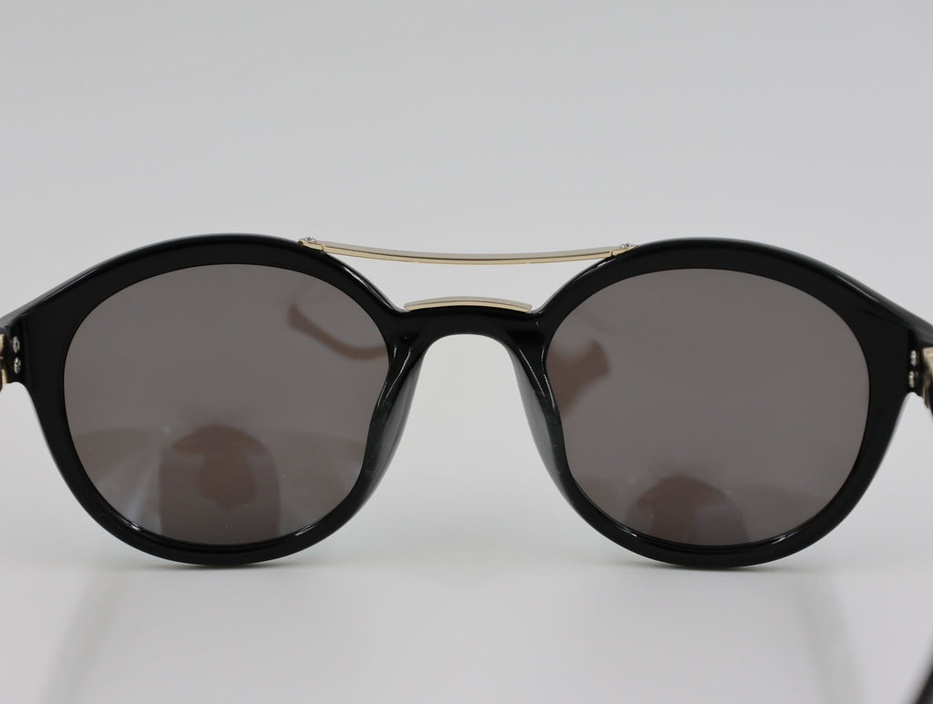 The Aura очки солнцезащитные H8380P57