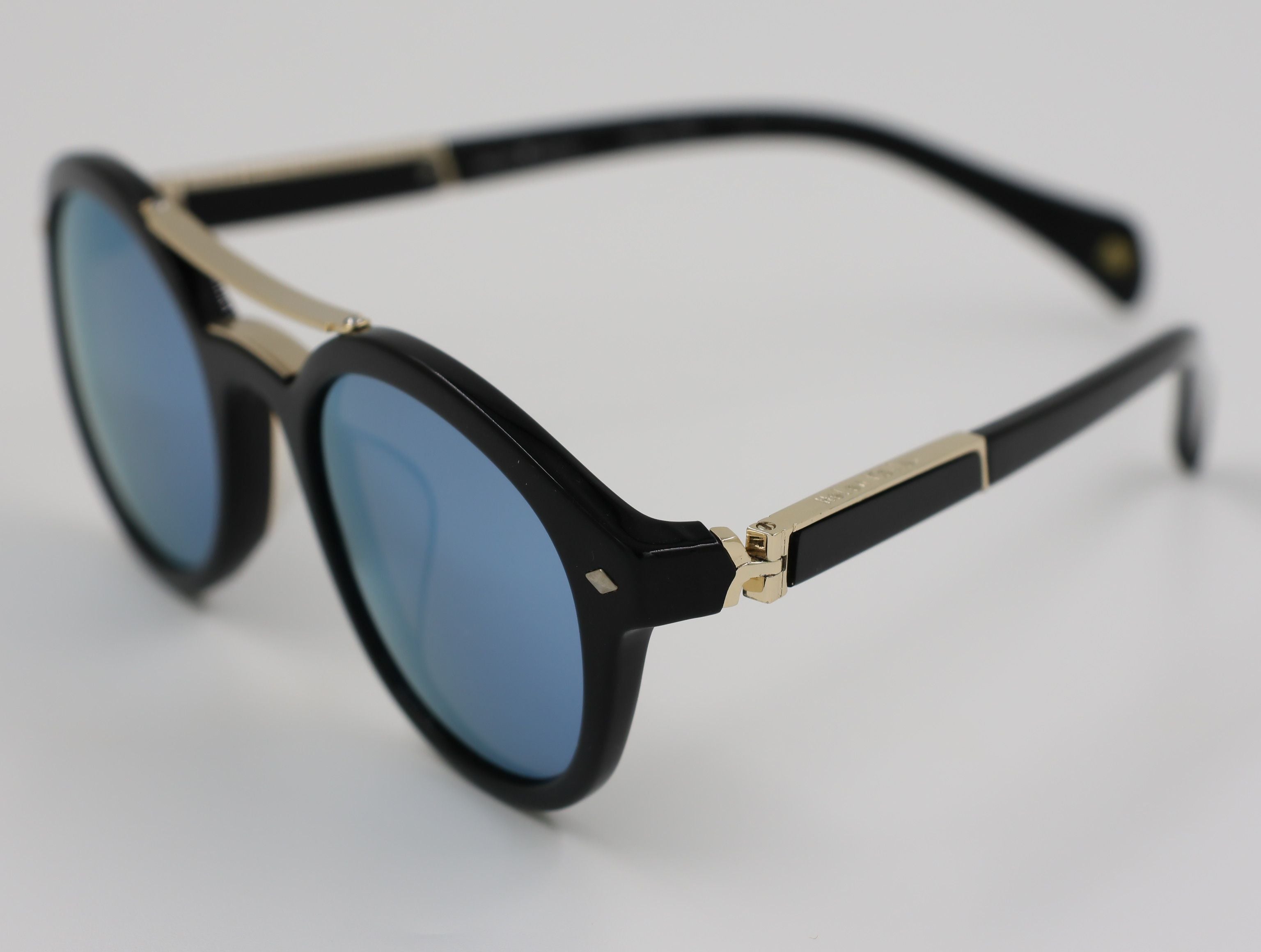 The Aura очки солнцезащитные H8380P57