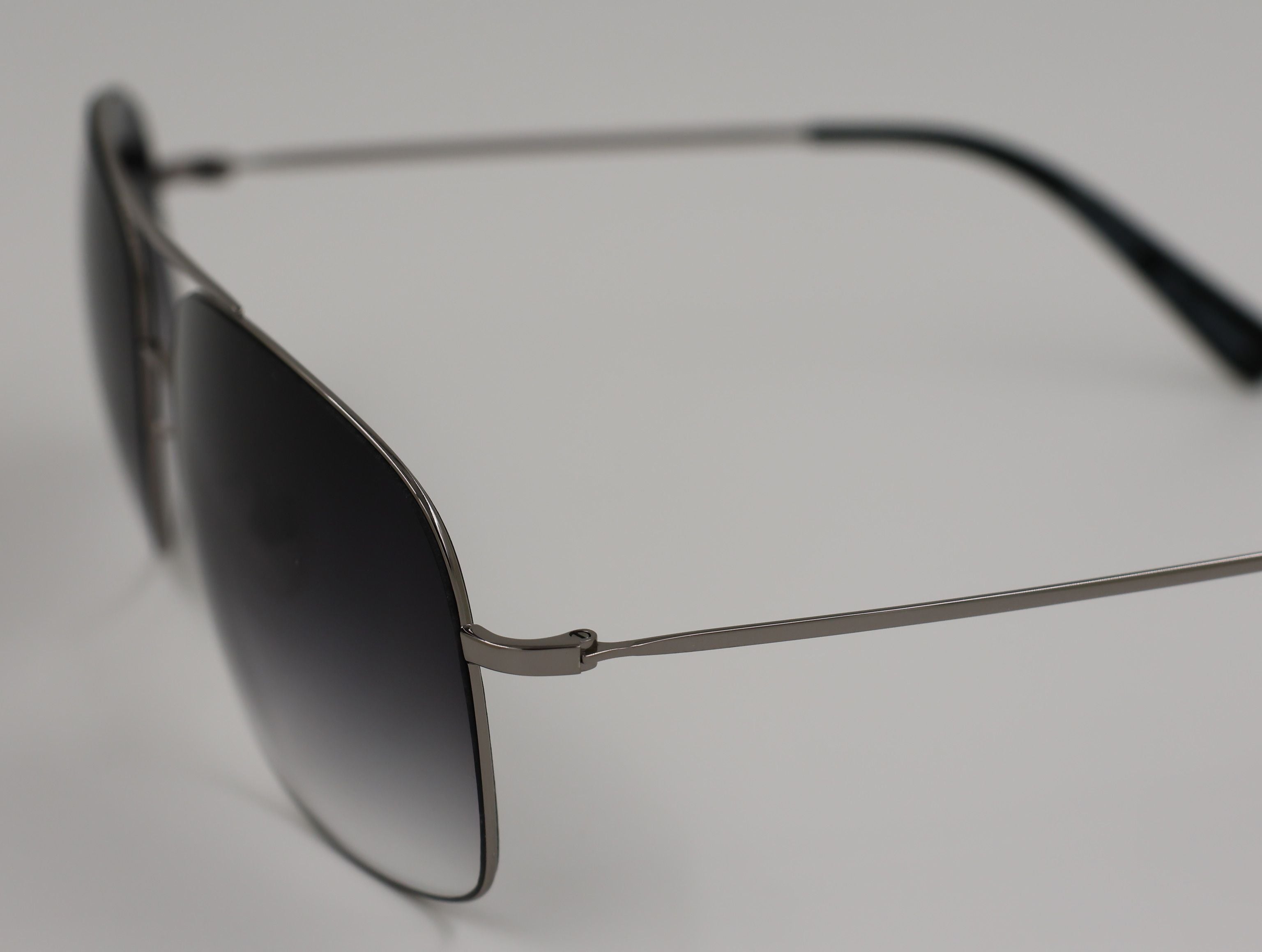 The Aura очки солнцезащитные HN21204-C08-3