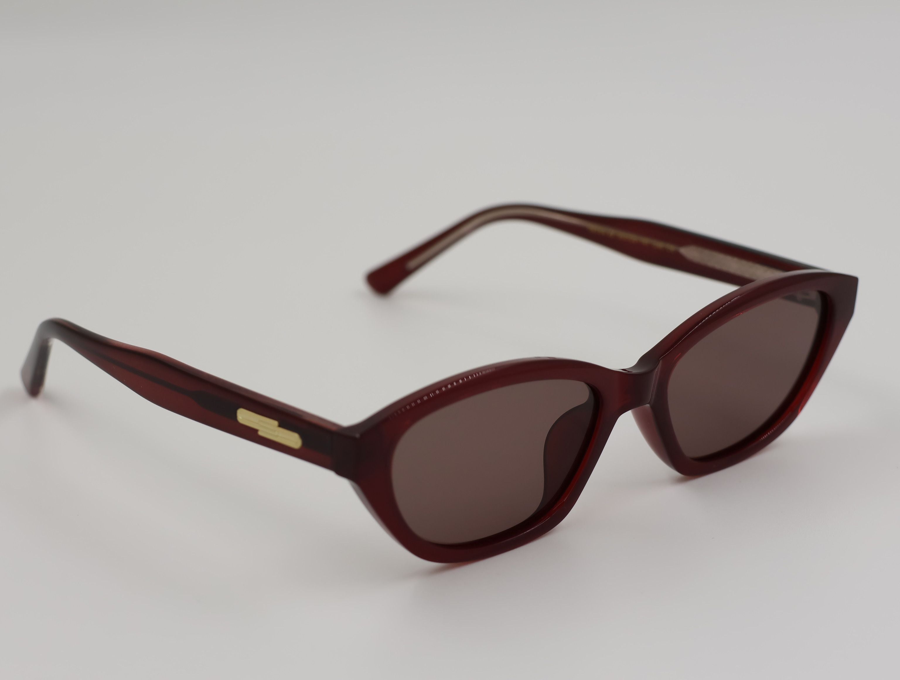 The Aura очки солнцезащитные WY704C40