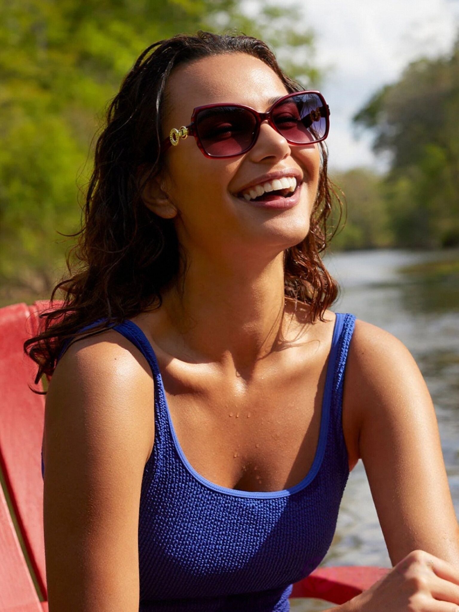 The Aura очки солнцезащитные H8209P37